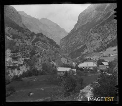 Maisons en montagne (Hautes-Alpes)